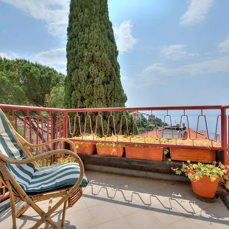 Dolce Acqua Flexyrent Terrace & Parking - No Ac ראפאלו